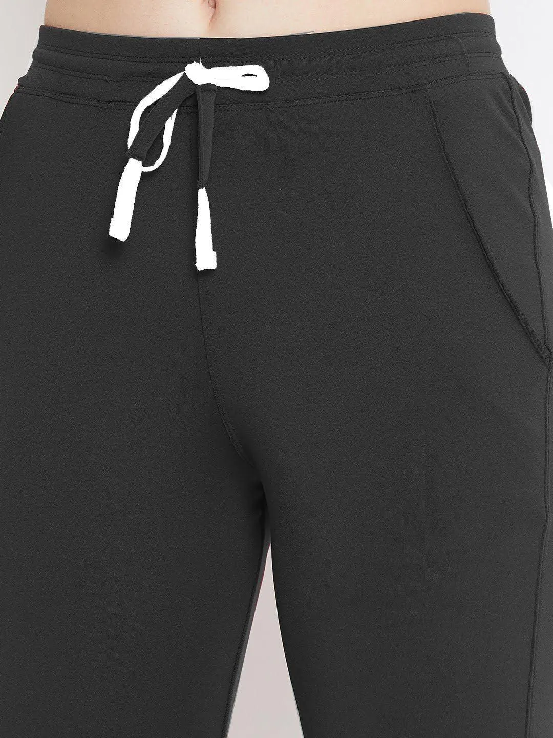 Women Black Solid Track Pants